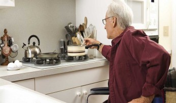 Como adaptar a casa para a melhor qualidade de vida de um idoso