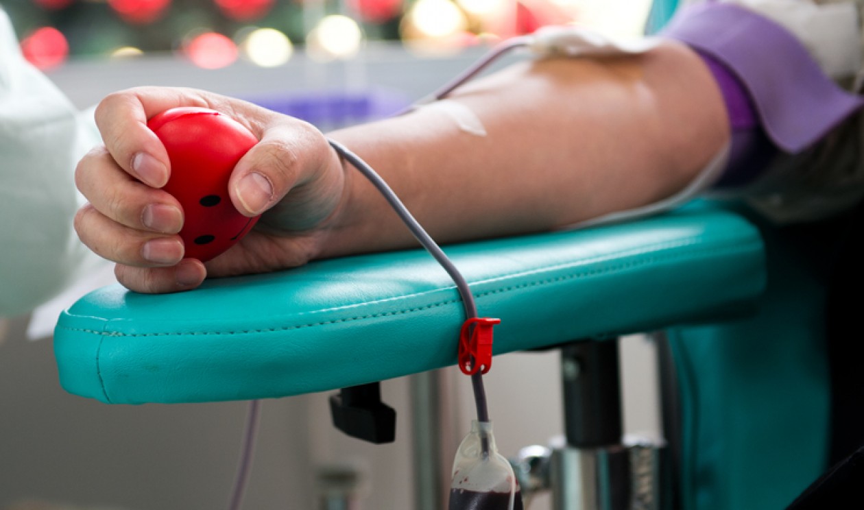 Doar sangue traz benefícios à saúde do doador. Você sabia?